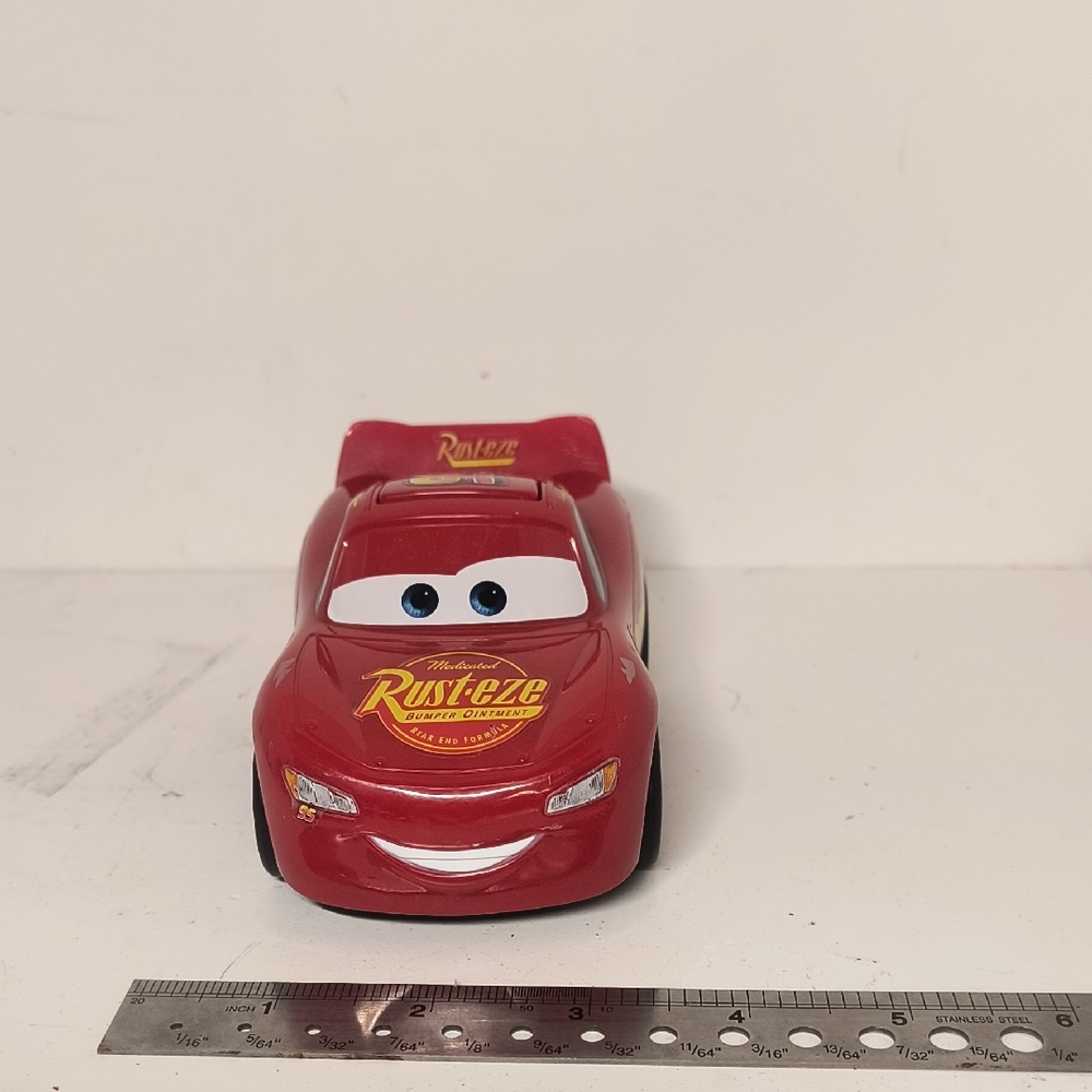 Disney and Pixar Cars Track Talkers Lightning McQueen Toy Car 5.5" Works 002